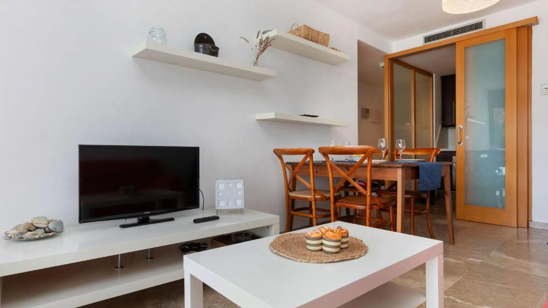 Apartment Edificio Berna By Interhome Llança Spagna